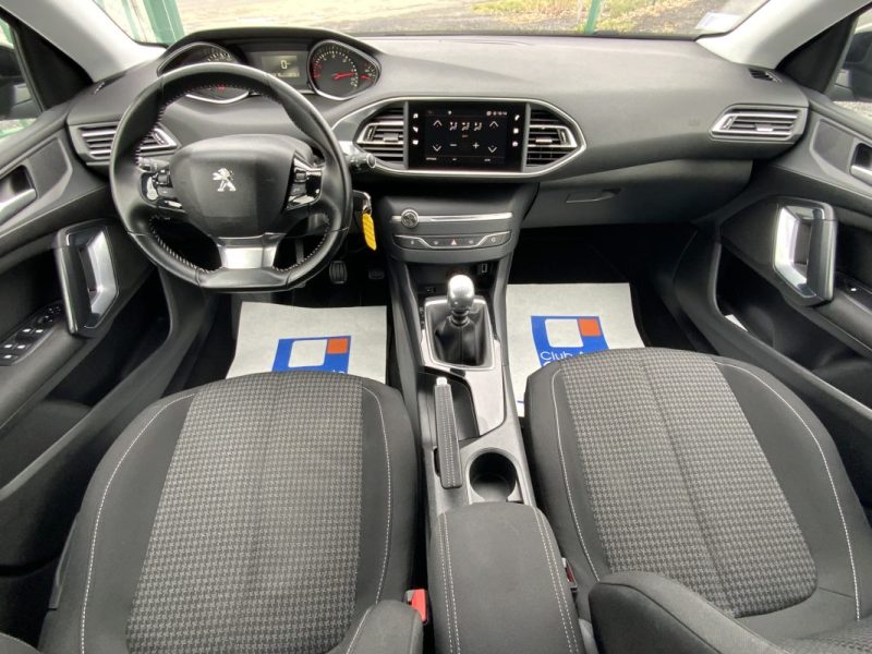 PEUGEOT 308 SW II SW II 1.5 BLUE HDI 130 CV ACTIVE BUSINESS 2019 *SIÈGES CHAUFFANT + ATTELAGE