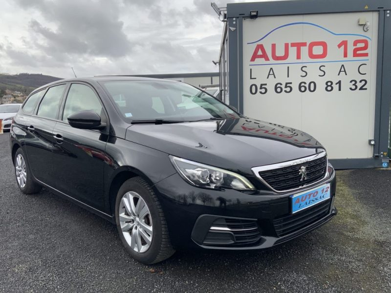 PEUGEOT 308 SW II SW II 1.5 BLUE HDI 130 CV ACTIVE BUSINESS 2019 *SIÈGES CHAUFFANT + ATTELAGE