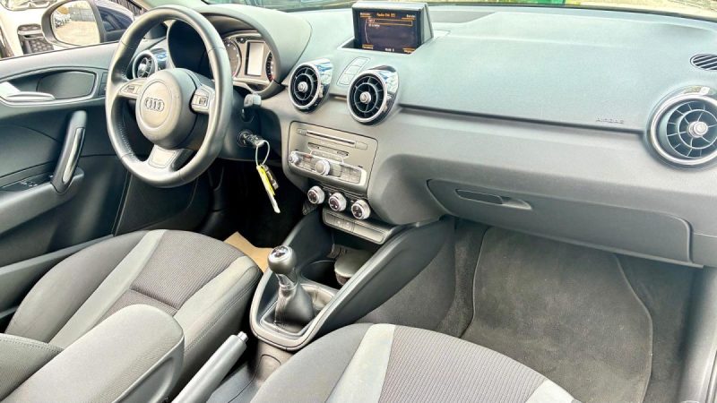 Audi A1 25 TFSi 95ch Ultra Ambiente 