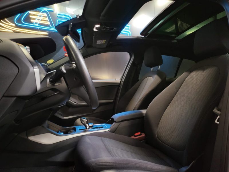 B.M.W. SERIE 1 116dA 116ch DKG7 TOIT OUVRANT PANO /CAMERA 