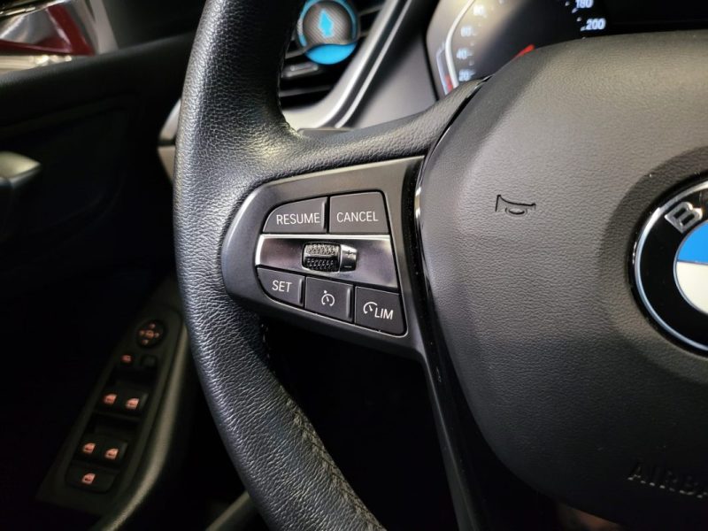 B.M.W. SERIE 1 116dA 116ch DKG7 TOIT OUVRANT PANO /CAMERA 