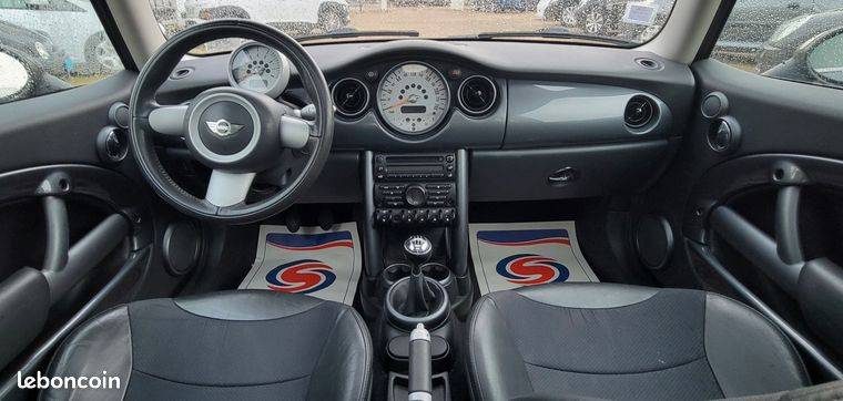 MINI COOPER  2004