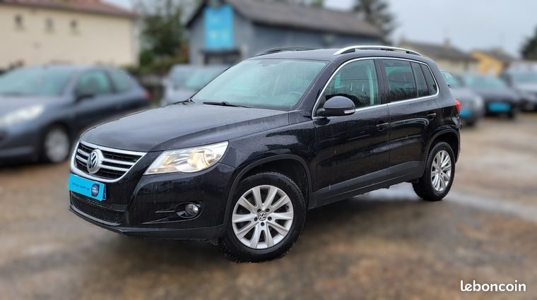 VOLKSWAGEN  TIGUAN  SPORT  2011