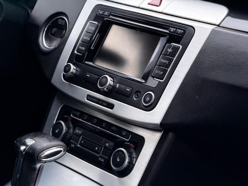 VOLKSWAGEN PASSAT CC B6 2.0 TDI DSG6 CARAT 