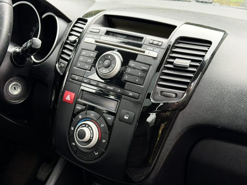 KIA VENGA 1.6 CRDI PREMIUM 