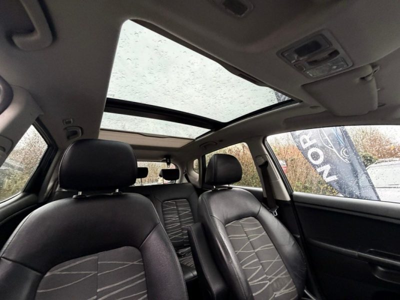 KIA VENGA 1.6 CRDI PREMIUM 