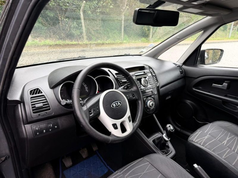 KIA VENGA 1.6 CRDI PREMIUM 