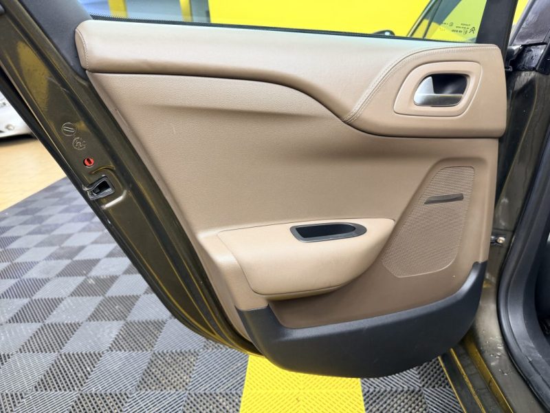 CITROEN DS4 1.6 THP 200 SPORT CHIC 