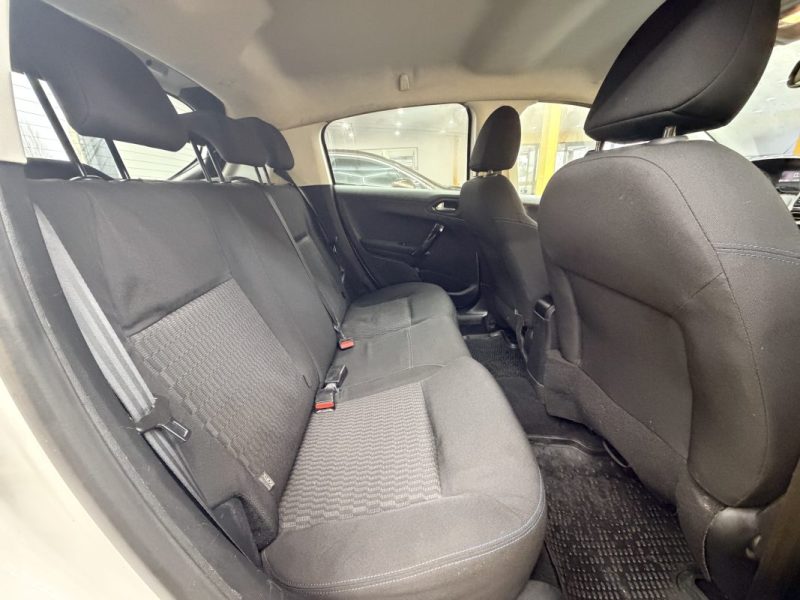 PEUGEOT 208 1.2 110CH TECH EDITION S&S 