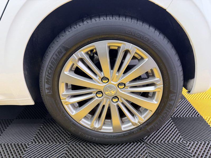 PEUGEOT 208 1.2 110CH TECH EDITION S&S 