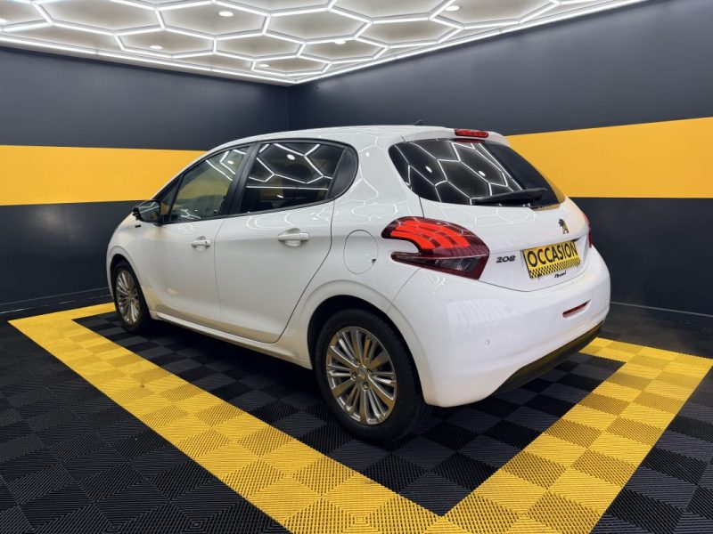 PEUGEOT 208 1.2 110CH TECH EDITION S&S 