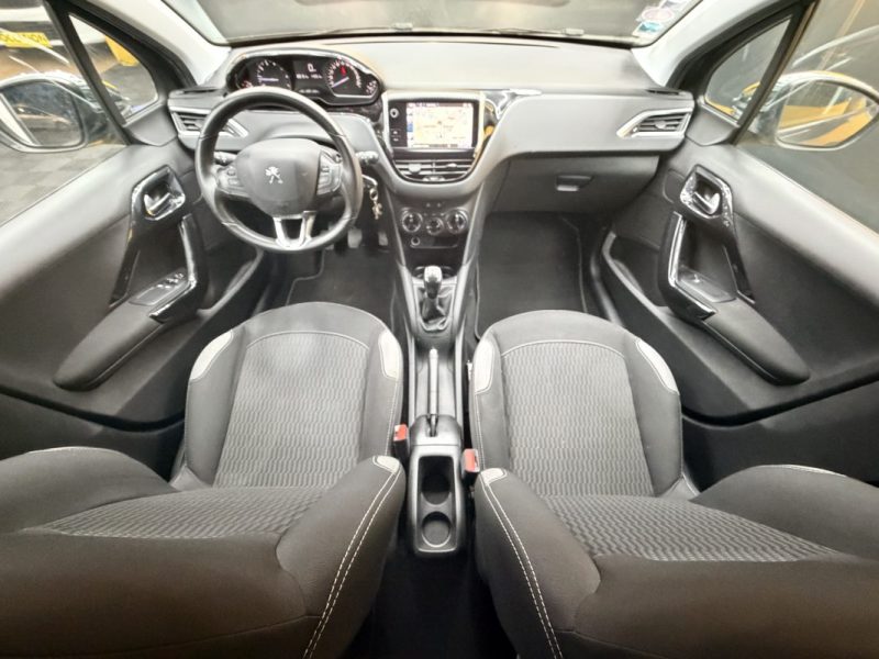 PEUGEOT 208 1.2 VTI 82CH STYLE 5P