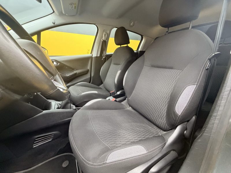 PEUGEOT 208 1.2 VTI 82CH STYLE 5P