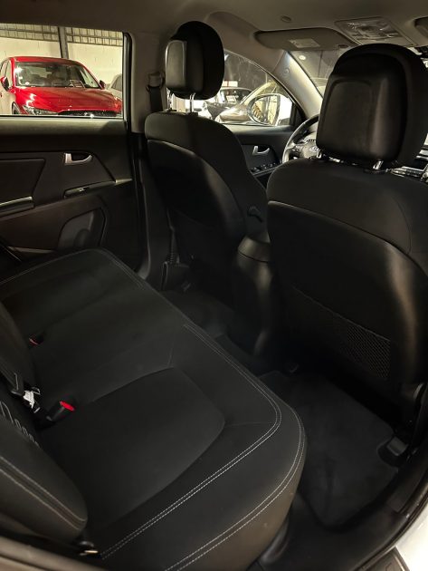 MAGNIFIQUE KIA SPORTAGE ACTIVE 1.6 GDI 136 CH (FULL SUIVI D’ENTRETIEN, CAMÉRA DE RECUL, CLIM)