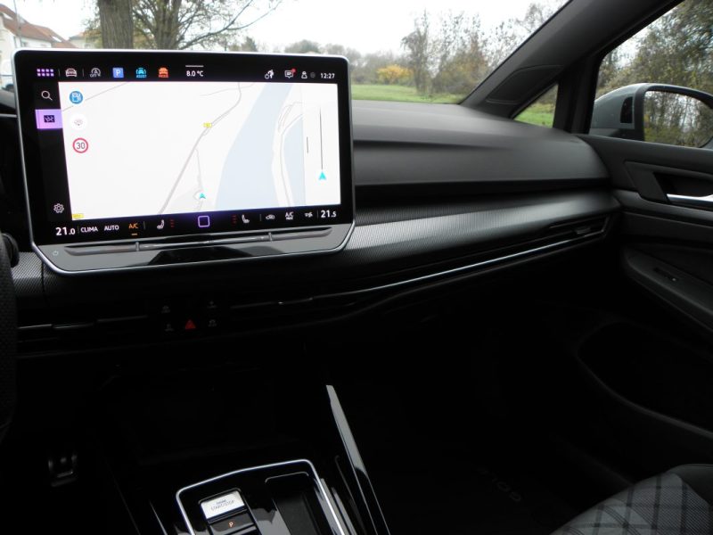 VOLKSWAGEN GOLF 8 1.5 E-TSI 150 RLINE  DSG 2024