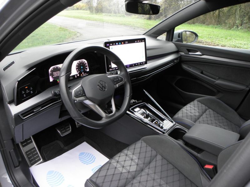 VOLKSWAGEN GOLF 8 1.5 E-TSI 150 RLINE  DSG 2024