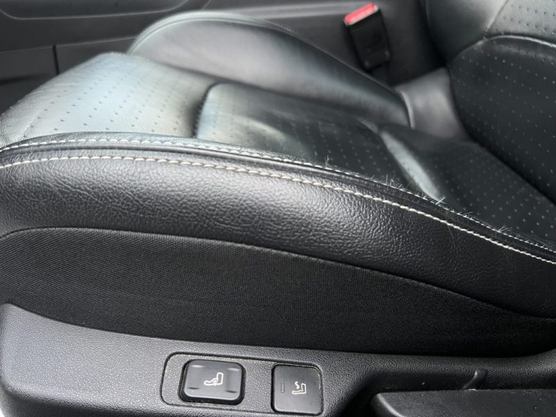 DS DS 4 SPORT CHIC 1.6 THP 165 Cv BOITE AUTOMATIQUE CUIR APPLE & ANDROID GPS FEUX LEDS KEYLESS
