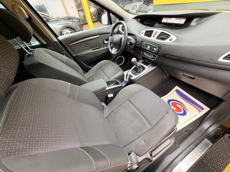 RENAULT SCENICIII GRAND 1.4 TCE 130CH EXPRESSION 7 PLACES 2009