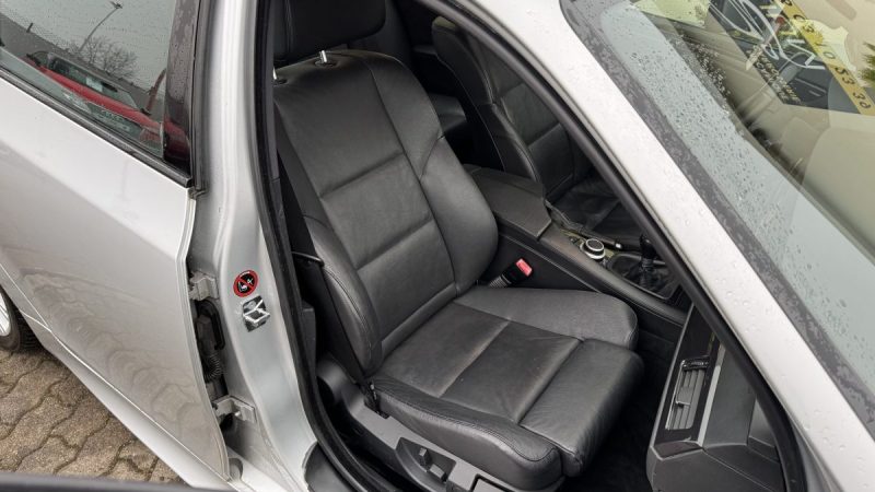 BMW 523I PACK M CUIR GARANTIE 12 MOIS