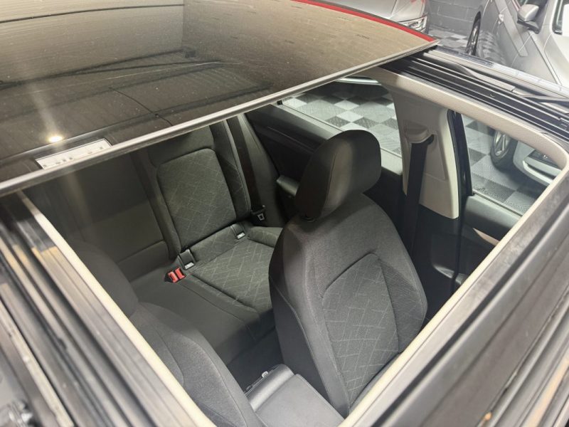 VOLKSWAGEN GOLF VIII 1.5 ETSI DSG 7 150CH LIFE 1ST TOIT OUVRANT