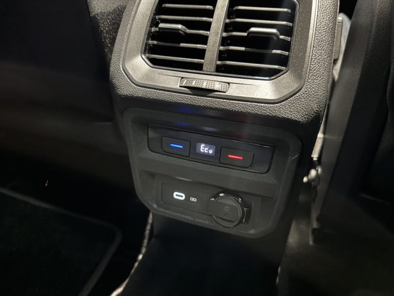 VOLKSWAGEN TIGUAN 1.4 eHYBRID 245ch ELEGANCE DSG6 / TOIT OUVRANT / SUIVI COMPLET