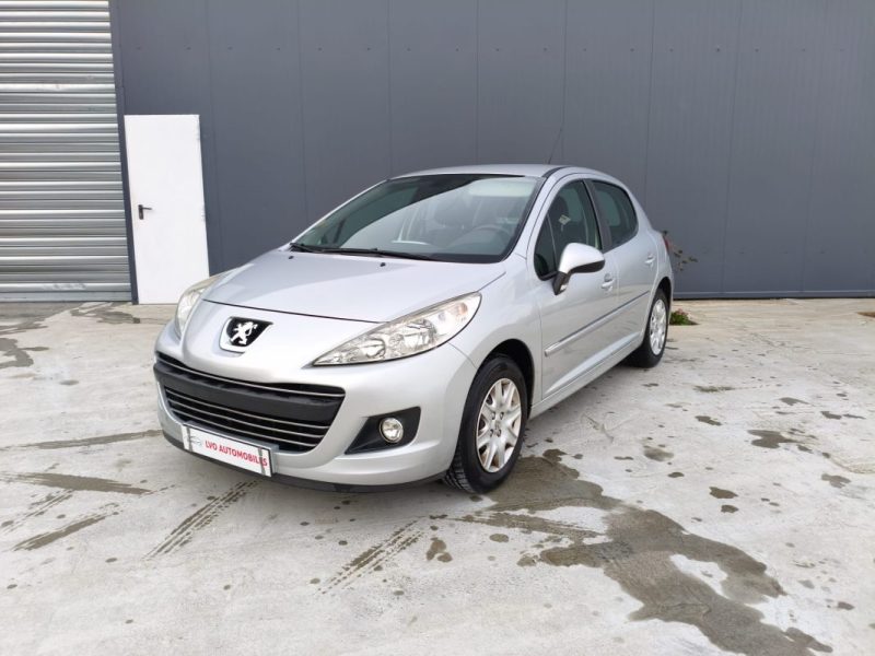 PEUGEOT 207 1.4 HDi 70 PREMIUM – SANS FAP – CLIM AUTO- REGULATEUR DE VITESSE – GARANTIE 12 MOIS