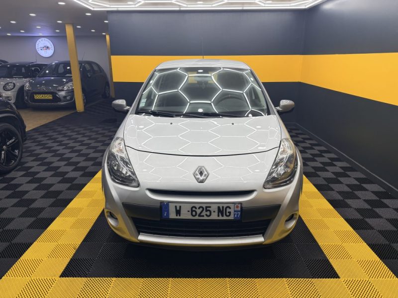 RENAULT CLIO III 1.6 16V 110CH EXCEPTION 2 BOITE AUTOMATIQUE 2009