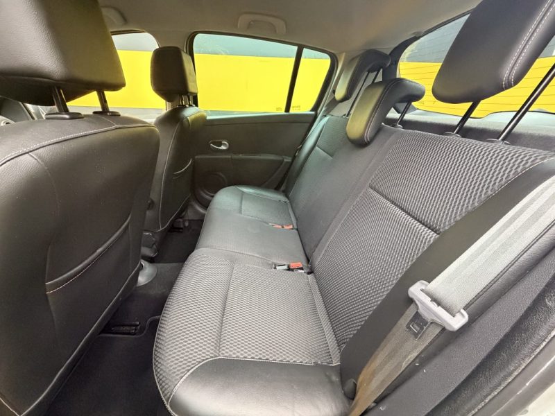 RENAULT CLIO III 1.6 16V 110CH EXCEPTION 2 BOITE AUTOMATIQUE 2009