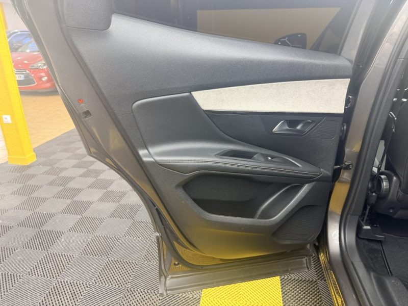 PEUGEOT 3008 1.5 BLUEHDI 130CH S&S GT EAT8 