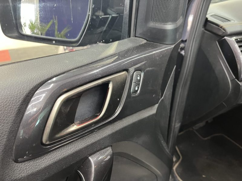 Ford Ranger 2.0 TDCI 213CH Super Cab Limited BVA10 | Entretien OK | Boite automatique
