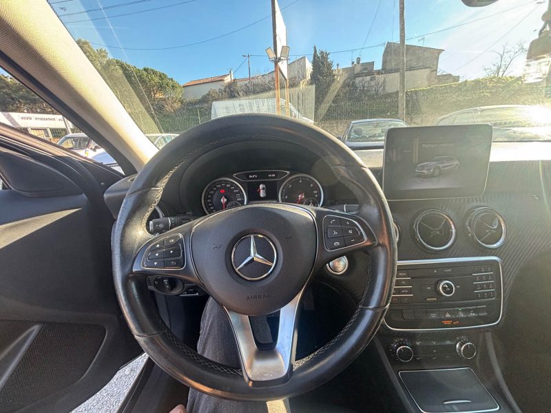 MERCEDES CLASSE GLA 200 2.2 CDI - 16V TURBO 2019