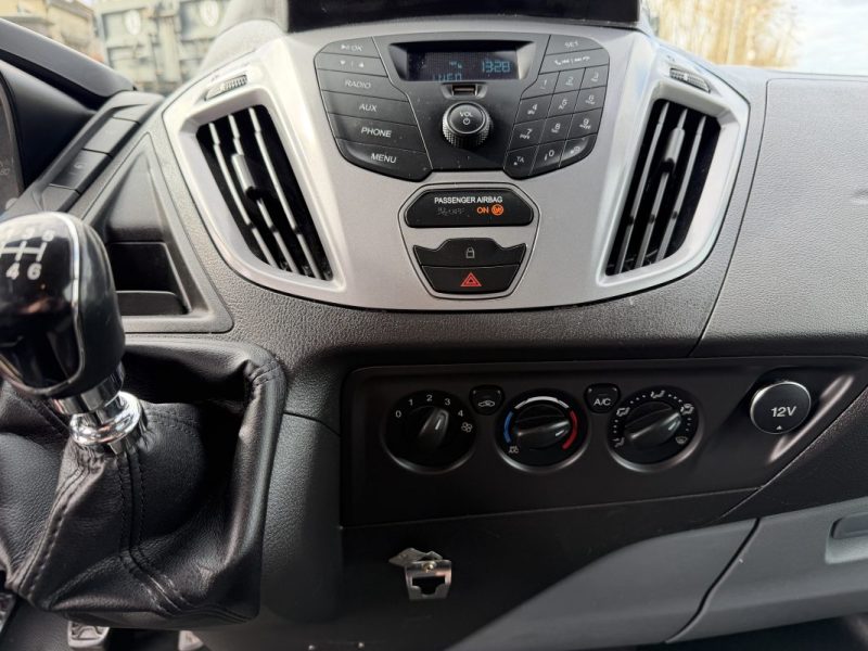 FORD TRANSIT CUSTOM KOMBI 300 L1H2 2.2 TDCI 125 AMBIENTE - 9 places