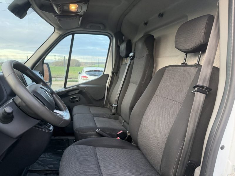 RENAULT MASTERIII F3500 L2H2 2.3 DCI 135CH GRAND CONFORT 