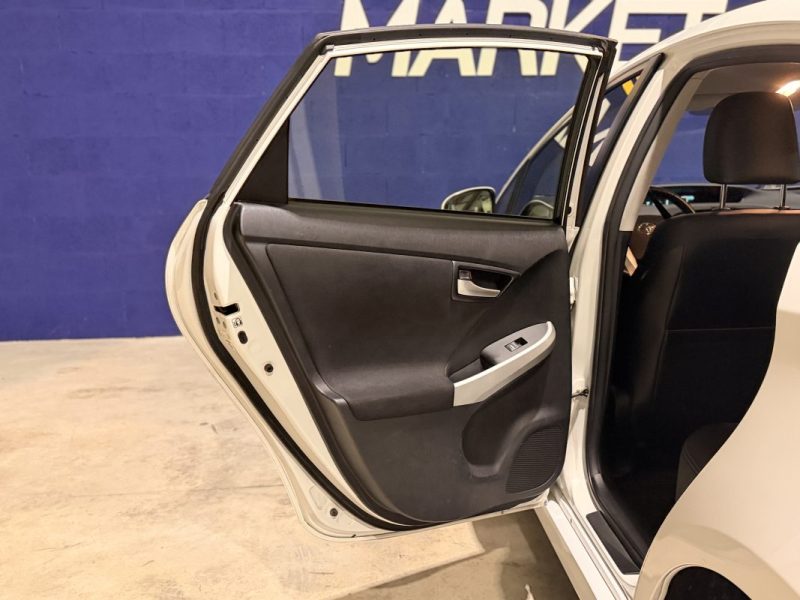 TOYOTA PRIUS - 1.8 L - HYBRIDE RECHARGEABLE - DYNAMIC - ENTRETIEN SUIVI TOYOTA 