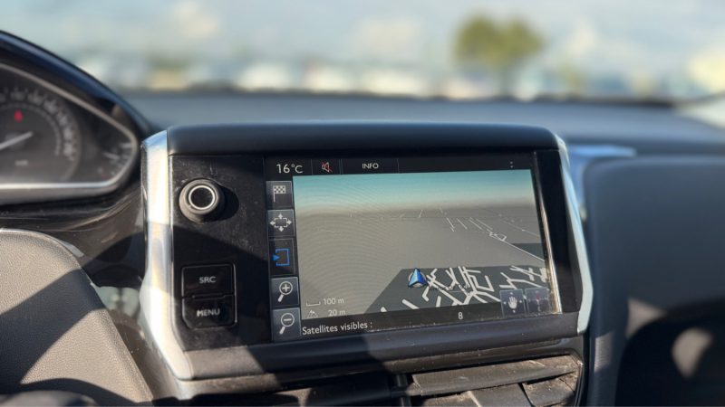 PEUGEOT 208 1.2 82 CV E THP  ALLURE  5P 2014