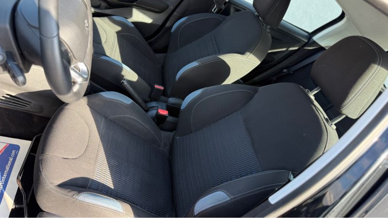 PEUGEOT 208 1.2 82 CV E THP  ALLURE  5P 2014