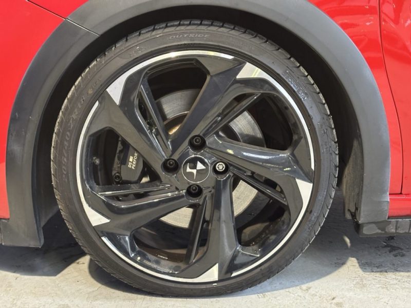 DS DS 3 1.6 THP 208 1598CM3 208CV PACK CARBONE / ENTRETIEN COMPLET DS / CAMÉRA DE RECUL 