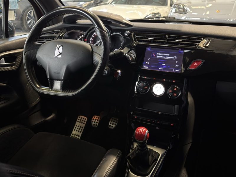DS DS 3 1.6 THP 208 1598CM3 208CV PACK CARBONE / ENTRETIEN COMPLET DS / CAMÉRA DE RECUL 