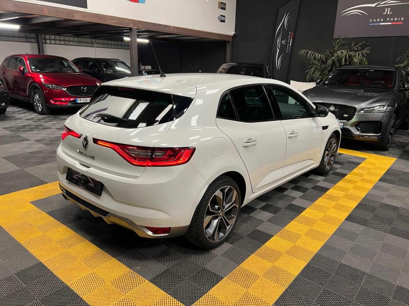 MAGNIFIQUE RENAULT MEGANE GT LINE  TCE 130 CH (RADAR DE RECUL, ÉCRAN MULTIMÉDIA, SIÈGES CHAUFFANTS)