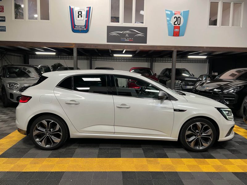 MAGNIFIQUE RENAULT MEGANE GT LINE  TCE 130 CH (RADAR DE RECUL, ÉCRAN MULTIMÉDIA, SIÈGES CHAUFFANTS)