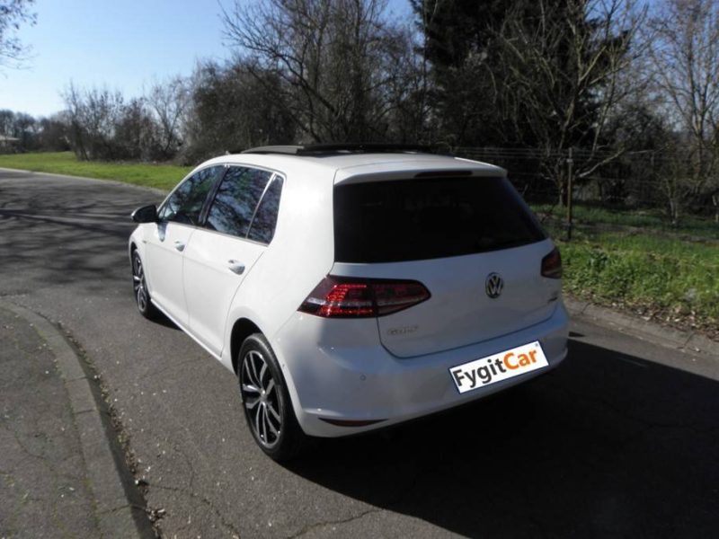 VOLKSWAGEN GOLF VII 1.2 TSI 105CH BLUEMOTION TECHNOLOGY CUP 5P 2014