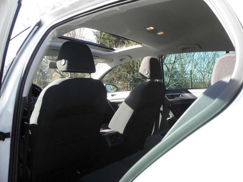 VOLKSWAGEN GOLF VII 1.2 TSI 105CH BLUEMOTION TECHNOLOGY CUP 5P 2014