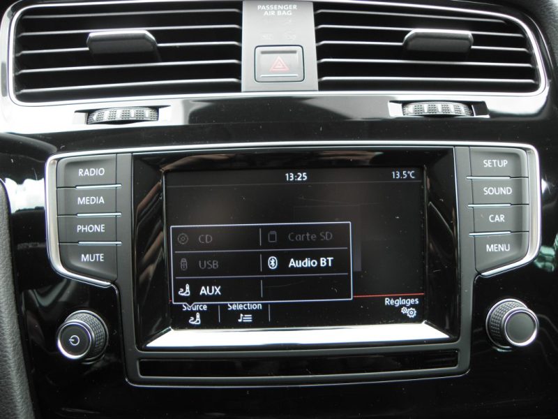 VOLKSWAGEN GOLF VII 1.2 TSI 105CH BLUEMOTION TECHNOLOGY CUP 5P 2014