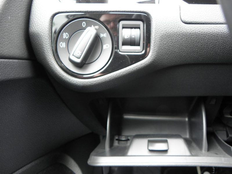 VOLKSWAGEN GOLF VII 1.2 TSI 105CH BLUEMOTION TECHNOLOGY CUP 5P 2014