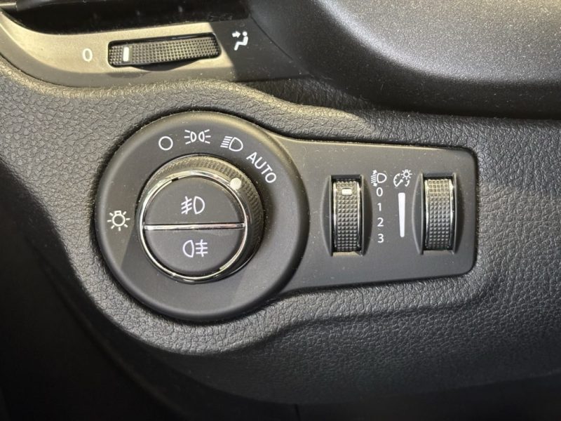 FIAT 500X 1.4 MULTIAIR 16V 140CH ÉDITION POPSTAR TOIT OUVRANT / BOITE AUTO / ENTRETIEN COMPLET  