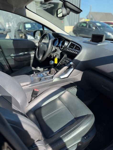 PEUGEOT 3008 1.6 HDI 112 FELINE 2011
