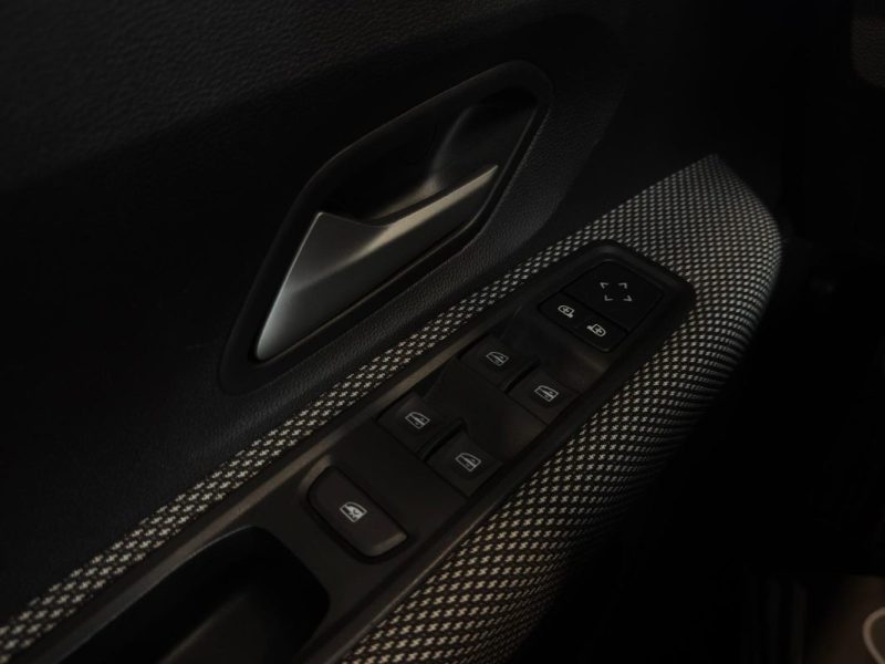 🔹 Dacia Sandero 1.0 TCE 101 Cg GPL Expression 🚗 Caméra de recul🍎 Apple CarPlay 🛡️ Garantie