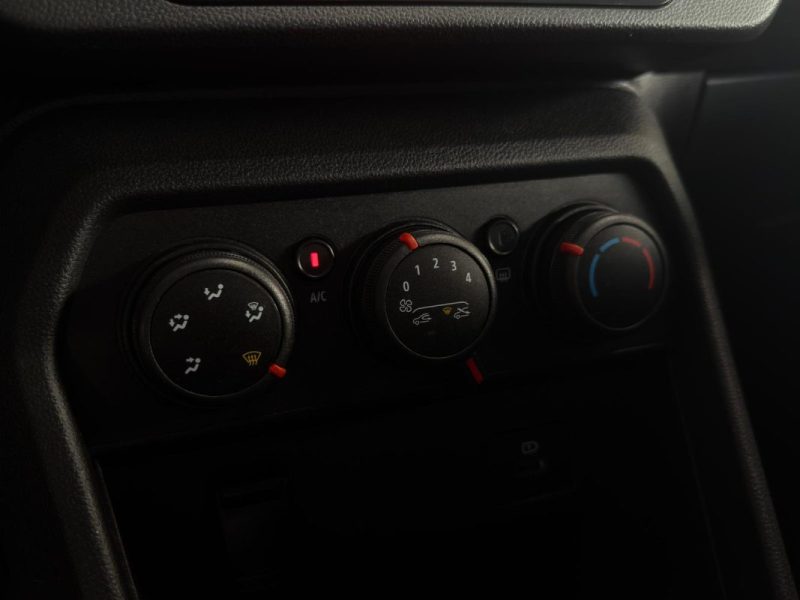 🔹 Dacia Sandero 1.0 TCE 101 Cg GPL Expression 🚗 Caméra de recul🍎 Apple CarPlay 🛡️ Garantie