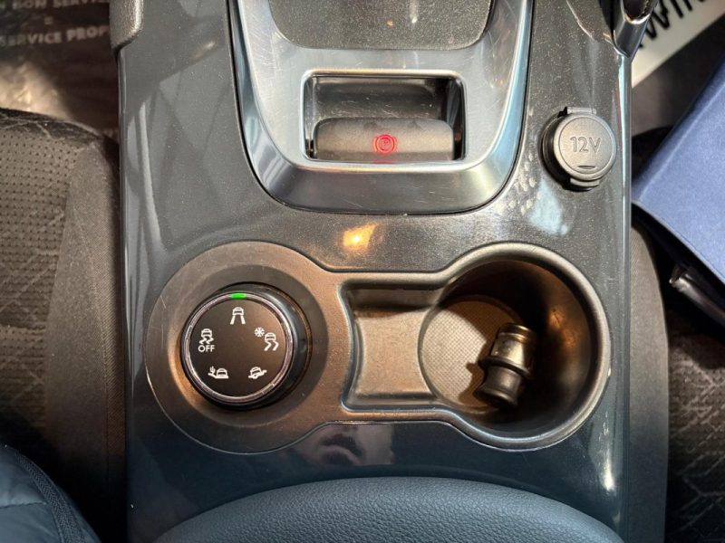 🔹 Peugeot 3008 1.6 HDI 114 Ch 4 Roues Motrices🗺️ Navigation🔊 Bluetooth❄️Climatisation automatique