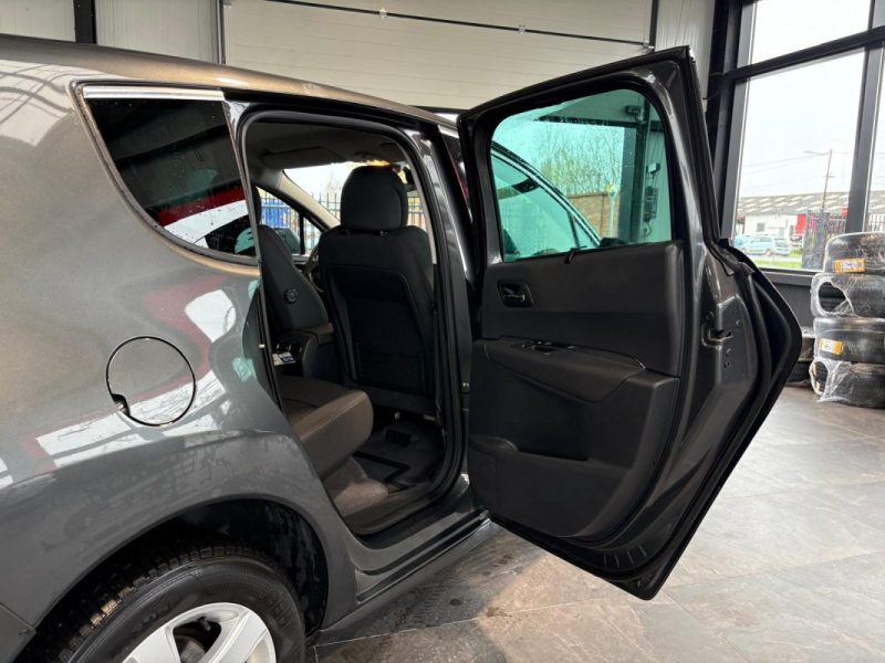 🔹 Peugeot 3008 1.6 HDI 114 Ch 4 Roues Motrices🗺️ Navigation🔊 Bluetooth❄️Climatisation automatique